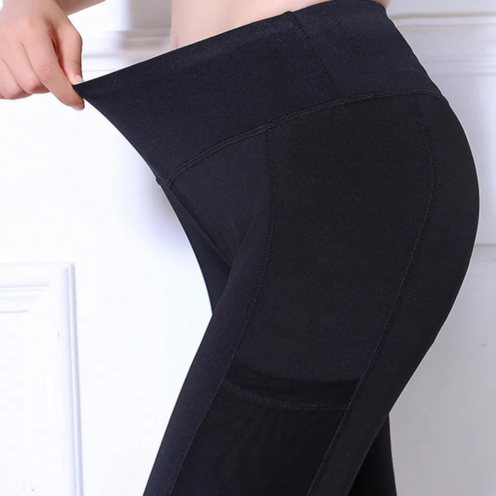 Leggings negros con trasparencia y bolsillo