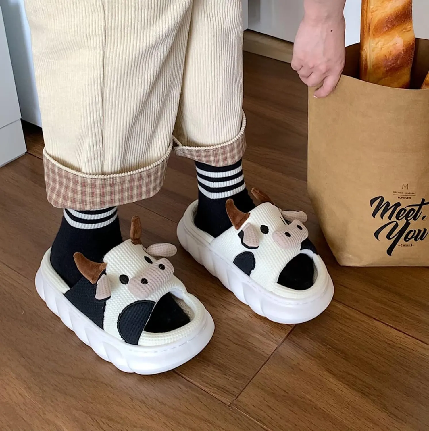 PLMOKN Cow Slippers For Women Indoor And Outdoor Mens House Cute Fuzzy Keep Warm Animal Cloud Slides