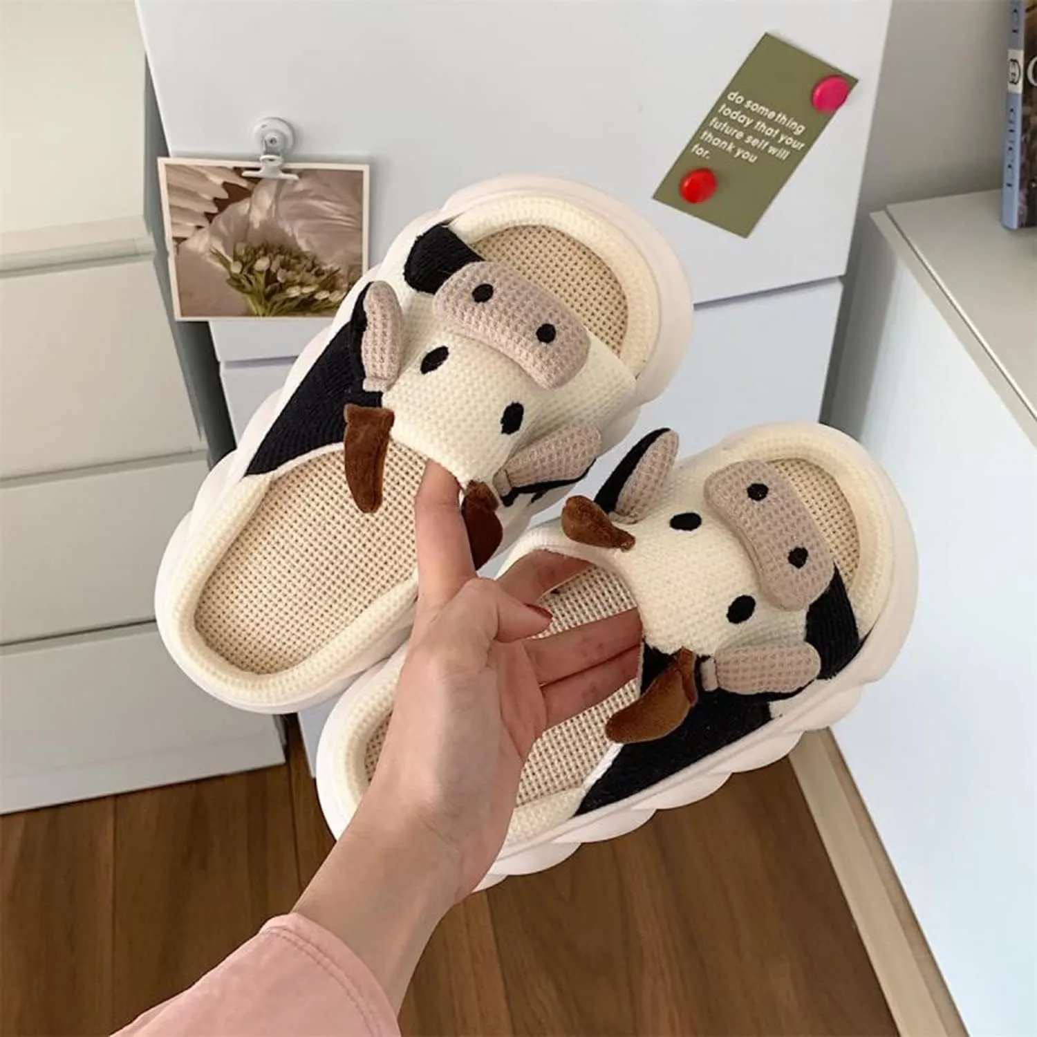 PLMOKN Cow Slippers For Women Indoor And Outdoor Mens House Cute Fuzzy Keep Warm Animal Cloud Slides